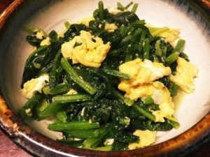 ホウレン草と卵の炒め物