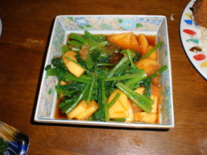 小松菜と柿で和え物